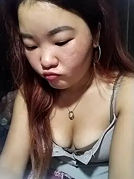 lylylove online show from 05/17/26, 11:12
