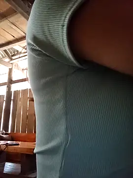 Ngocmi909 online show from 04/01/26, 12:33