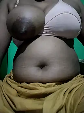 Maya-22 online show from 10/28/25, 05:22