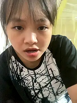 candy   123 online show from 10/05/25, 12:47