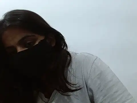 Vaani Singha online show from 09/13/25, 01:49