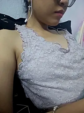  Thaotam  online show from 10/10/25, 11:09