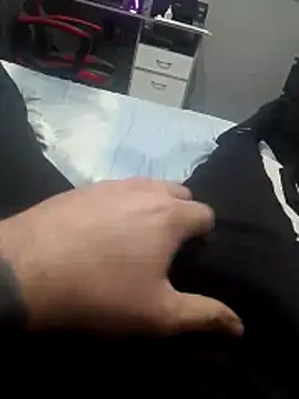 Snapshot of durellosbrodolone chatting on 02/21/26, 06:09 durellosbrodolone online show from 02/21/26, 06:09