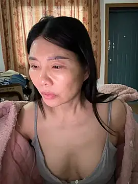 xiiuuff18 online show from 03/08/26, 11:52