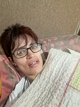 Snapshot of culitobosterook chatting on 10/18/25, 09:15 culitobosterook online show from 10/18/25, 09:15