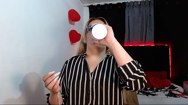 Sasha TK online show from 09/15/25, 06:41