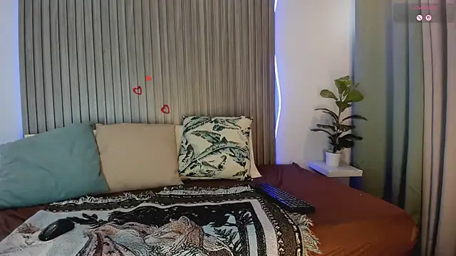 HelenaCole- online show from 01/11/26, 02:44