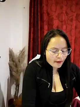 Daliz Leon online show from 10/26/25, 01:55