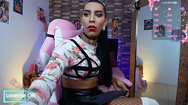 Starhott  online show from 09/17/25, 03:08