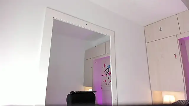 Stefannyevans  online show from 12/17/25, 12:55