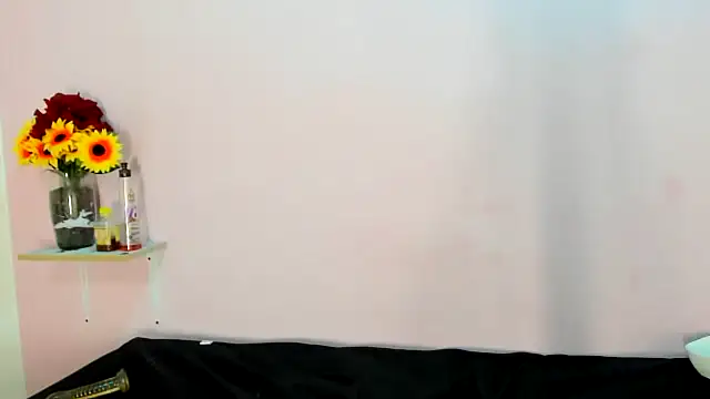 TeensNews18 online show from 10/20/25, 01:28