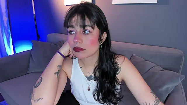 flower smith  online show from 11/20/25, 11:43