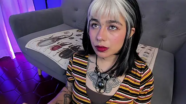 flower smith  online show from 03/23/26, 11:58