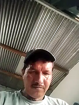 Snapshot of colombiano198720 chatting on 10/14/25, 12:50 colombiano198720 online show from 10/14/25, 12:50