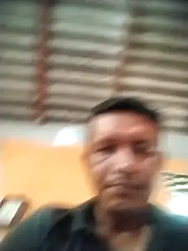 colombiano198720 online show from 11/15/25, 02:57