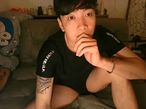 Snapshot of moaman190 chatting on 03/31/26, 09:04 moaman190 online show from 03/31/26, 09:04