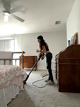 Snapshot of ittybittymeryssa chatting on 11/20/25, 04:29 ittybittymeryssa online show from 11/20/25, 04:29