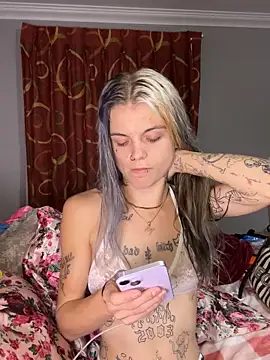 Snapshot of ittybittymeryssa chatting on 02/28/26, 04:46 ittybittymeryssa online show from 02/28/26, 04:46