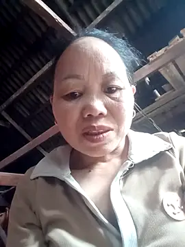  YooY  online show from 09/28/25, 04:18