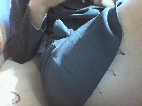 Moongodessy online show from 10/31/25, 11:44