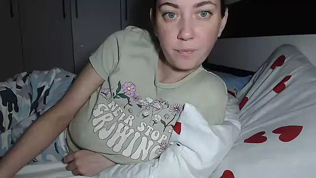 petite danielle online show from 05/22/26, 10:48