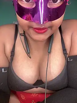 mimi87hoty online show from 02/19/26, 06:37