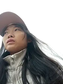 Ananine online show from 12/05/25, 12:52