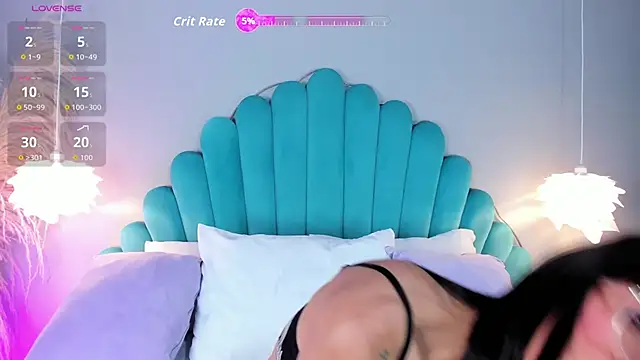 AlassiaHocthner online show from 11/22/25, 11:53