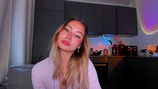 baobei03 online show from 10/06/25, 01:08