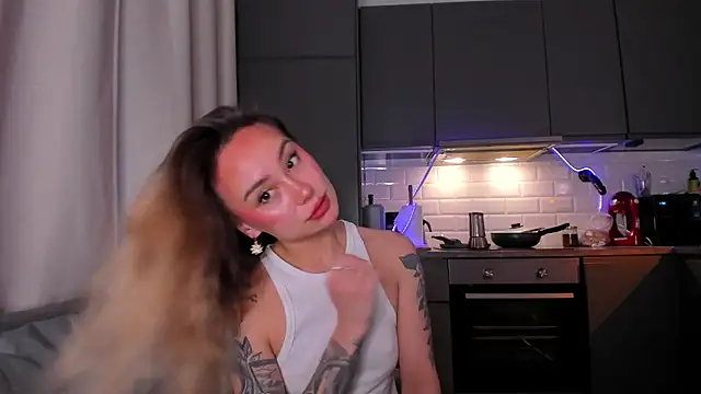 baobei03 online show from 11/15/25, 01:29