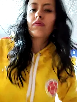 Queen Ashly online show from 06/18/26, 04:13