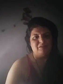Snapshot of Jann_Riya333 chatting on 07/02/26, 07:42 Jann Riya333 online show from 07/02/26, 07:42