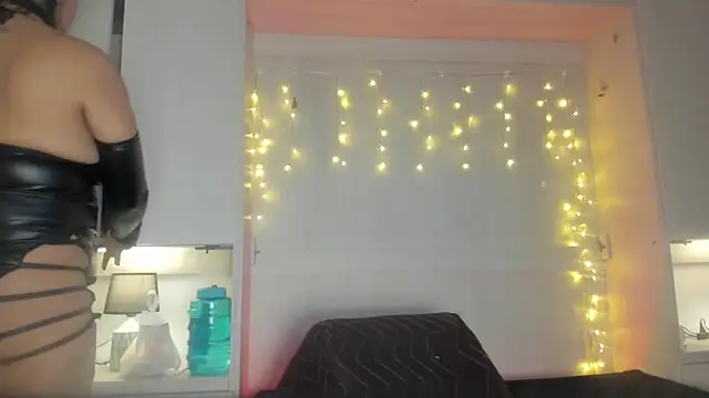 VickyRuiz  online show from 04/06/26, 07:37