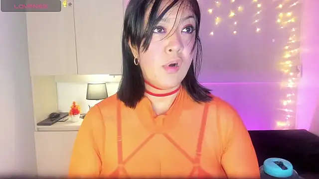 Snapshot of VickyRuiz_ chatting on 05/11/26, 07:55 VickyRuiz online show from 05/11/26, 07:55