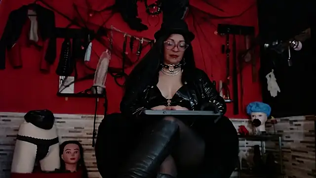 Miss Mirandaa online show from 11/01/25, 04:14