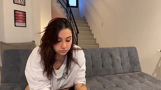 annaxxxb online show from 06/05/26, 08:58