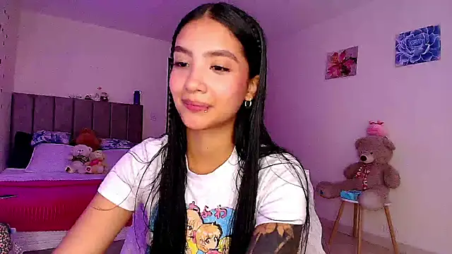 mia yireth online show from 03/17/26, 08:34