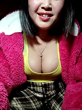 maycuc123 online show from 01/06/26, 01:26