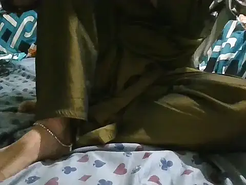 Roshani hoty online show from 01/18/26, 05:17