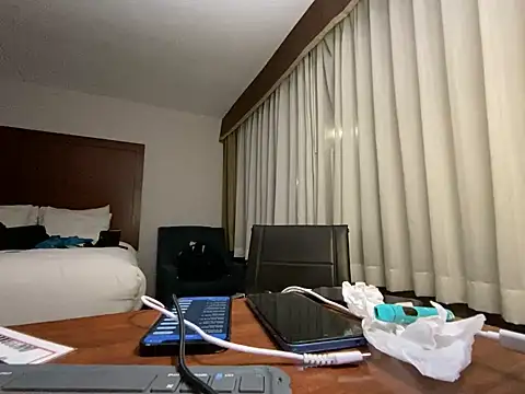 princesslivv online show from 02/11/26, 04:28