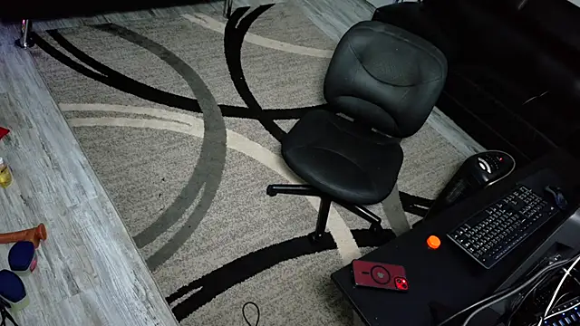 SLANGONDEMHOES online show from 12/17/25, 07:42