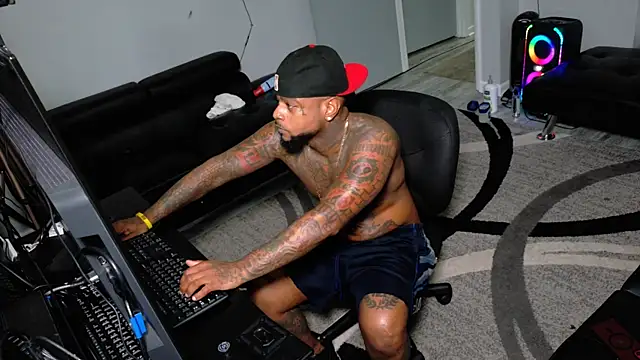 SLANGONDEMHOES online show from 03/07/26, 08:06