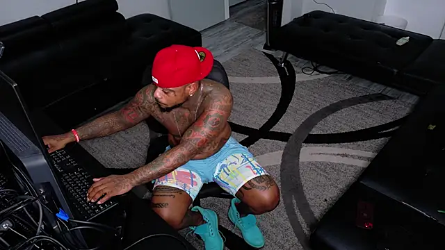 SLANGONDEMHOES online show from 04/15/26, 01:12