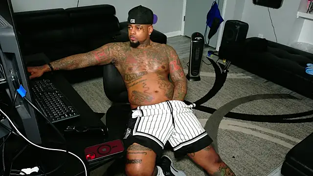 SLANGONDEMHOES online show from 06/03/26, 02:58