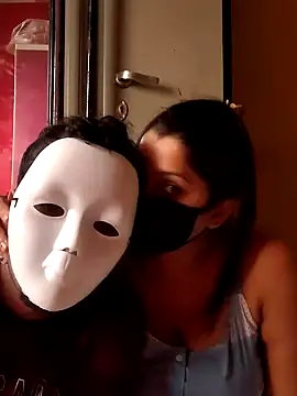 Hottie couple69 online show from 09/14/25, 08:13