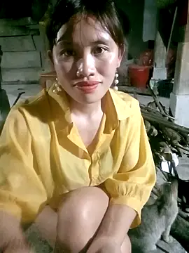 Snapshot of rubi_bae chatting on 04/23/26, 12:04 rubi bae online show from 04/23/26, 12:04