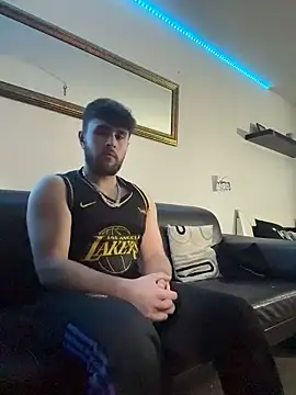 Migo2003 online show from 01/18/26, 09:02