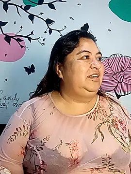 curvy diva  online show from 10/13/25, 11:21