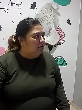 curvy diva  online show from 11/19/25, 09:20