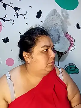 curvy diva  online show from 11/24/25, 10:26